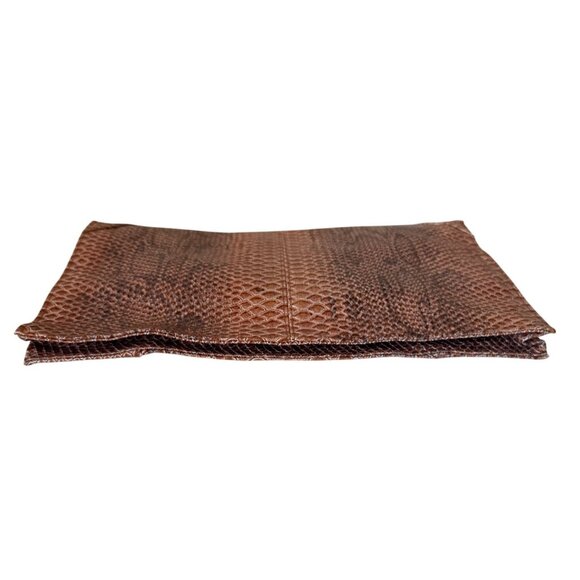 Vintage-Style Brown Faux Snakeskin Envelope Clutch Purse With Magnetic Closure - Picture 5 of 7